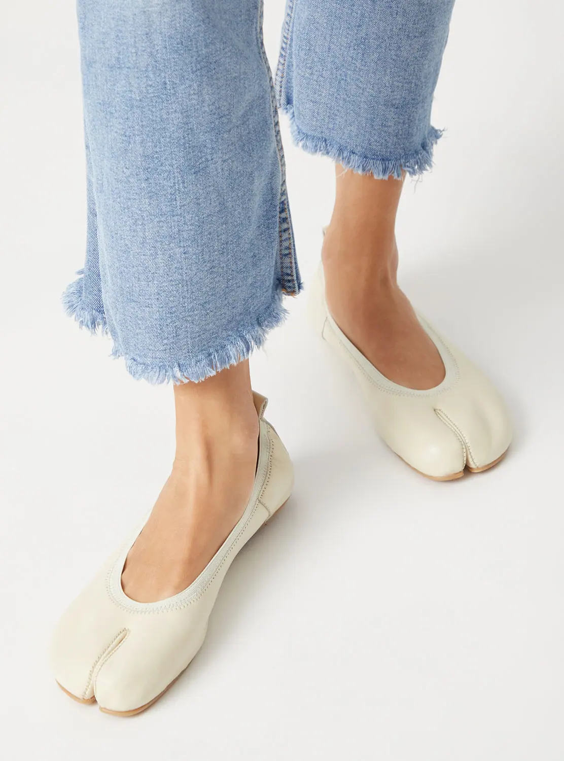 Босоногие балетки таби Libertas Barefoot Tabi — молочно-белый, фото 5